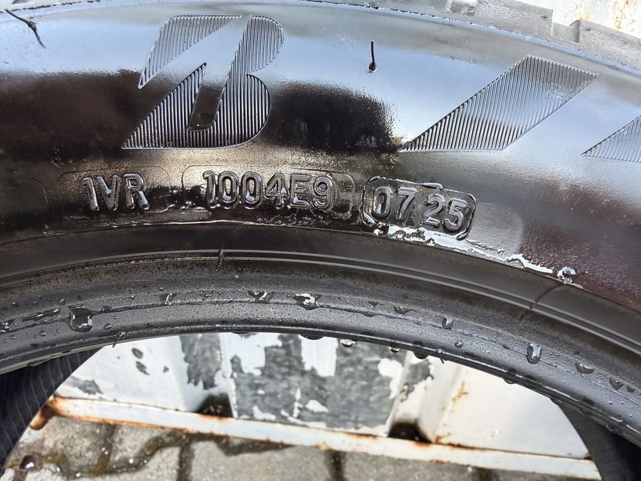 Bridgestone WeatherControl A005 DOT 07/25 235/50R18