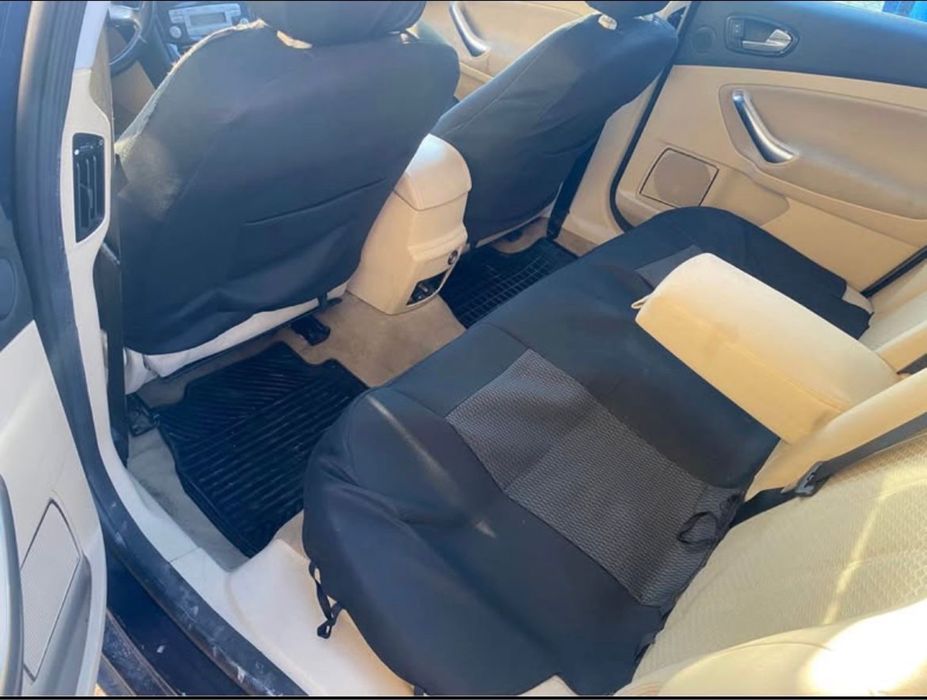 Vând Ford Mondeo 2.0  TDCI 2009