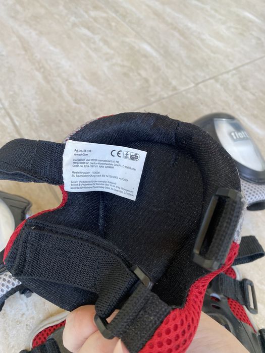 Set Cotiere, genunchiere role