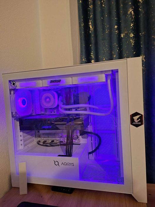 PC Gaming Ryzen 9 9900X /RX 7800 XT 16GB /RAM DDR5 64GB, SSD 1TB