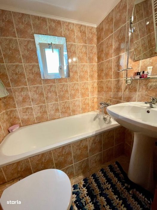 Vila cu foisor si cabana, Suceava zona centrala