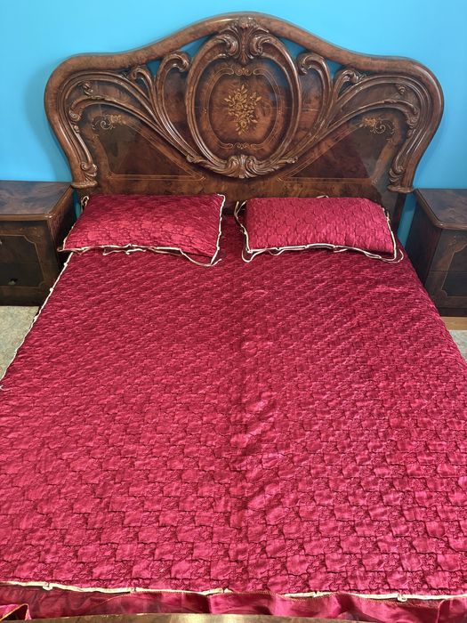 Продам спальный гарнитур