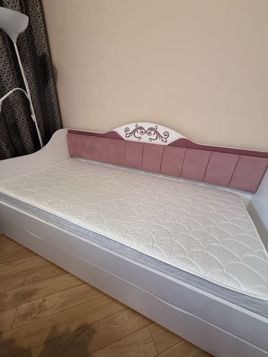 Кровать 90х200 и комод