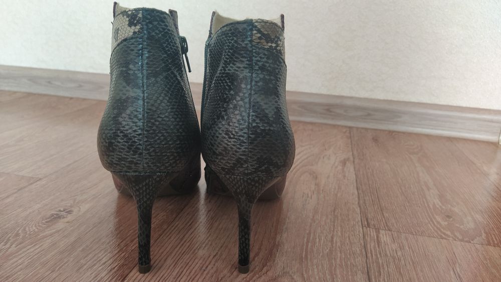 Шикарные ботинки кожаные