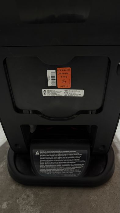 Продам автокресло от joie