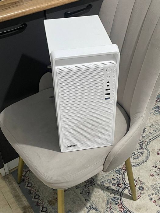 Корпус белый Matx