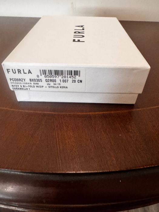 Furla портфейл естествена кожа