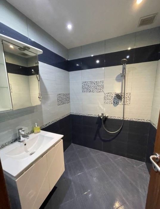 Дава се под наем Тристаен апартамент в София, Изгрев - 95 кв.м за 796.62 € - Снимка #5