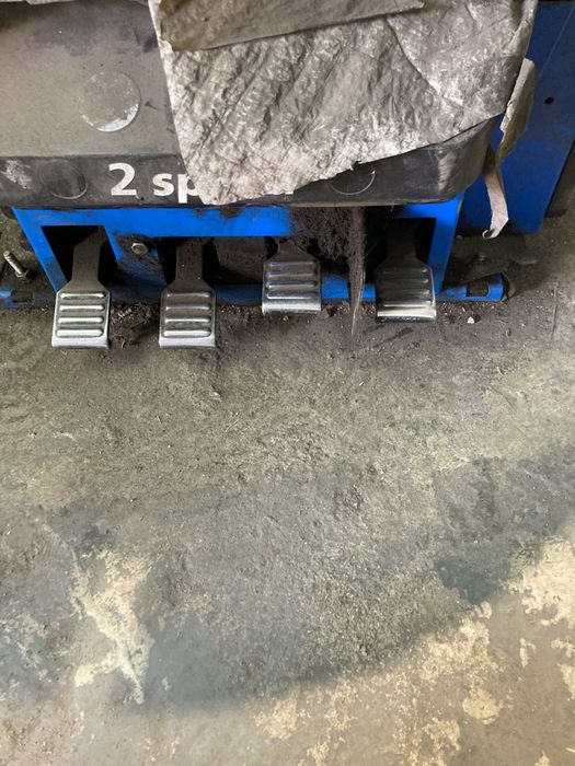 Оборудване за гуми...