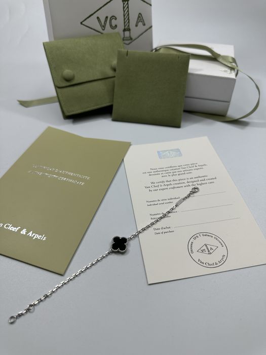 Brățară Van Cleef & Arpels White Gold 750 Onyx