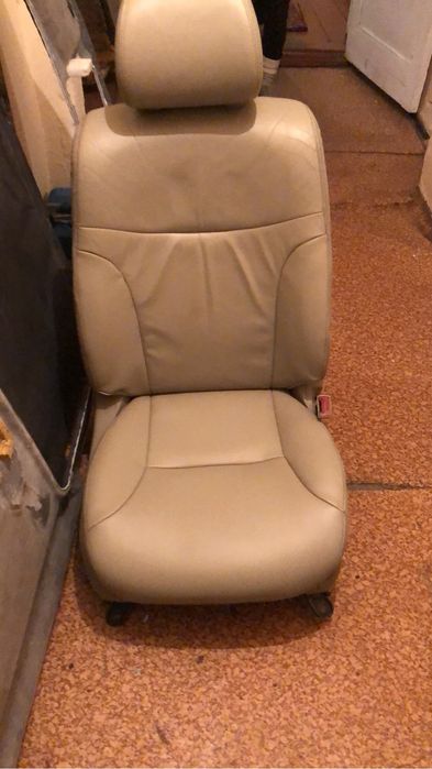 Перетяжка авто потолков
