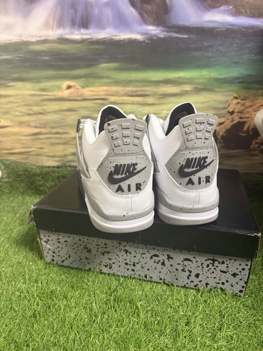 Jordan 4 White Cement