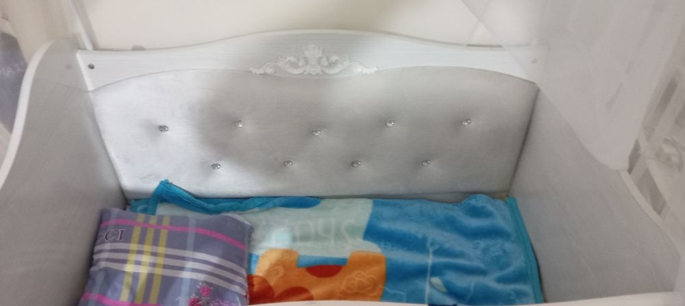 Holati yaxshi narxi kelishamiz