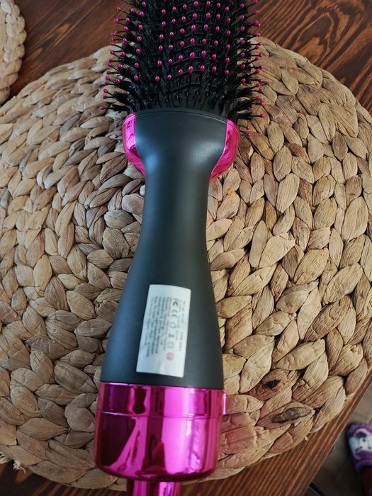 Четка с горещ въздух