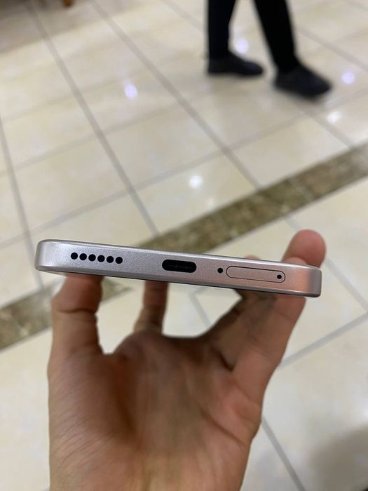 Redmi Not 15 pro 256 gb yangi kar dok