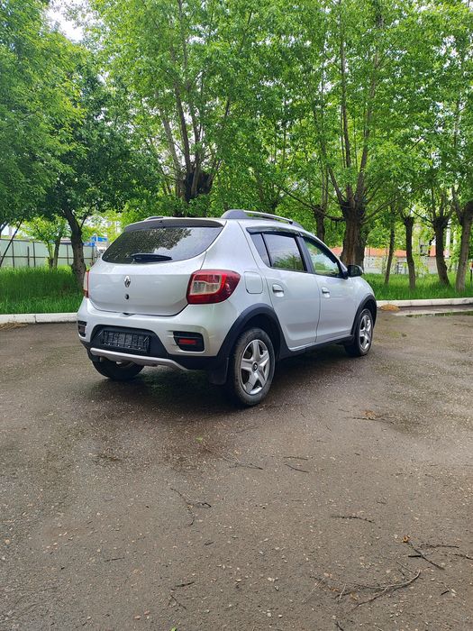 Рено Сандеро Степвей 2015
