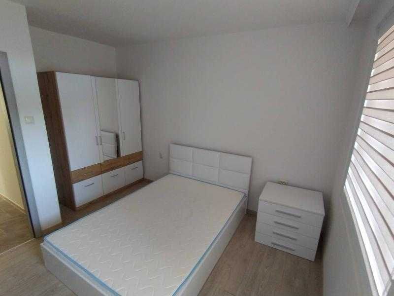 Дава се под наем Двустаен апартамент в Бургас, Славейков - 65 кв.м за 448.8 € - Снимка #7