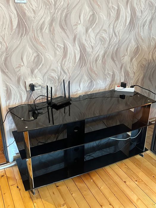Стойка/маса за телевизор стъклена, Sonorous PL 3100 B SLV чисто нова