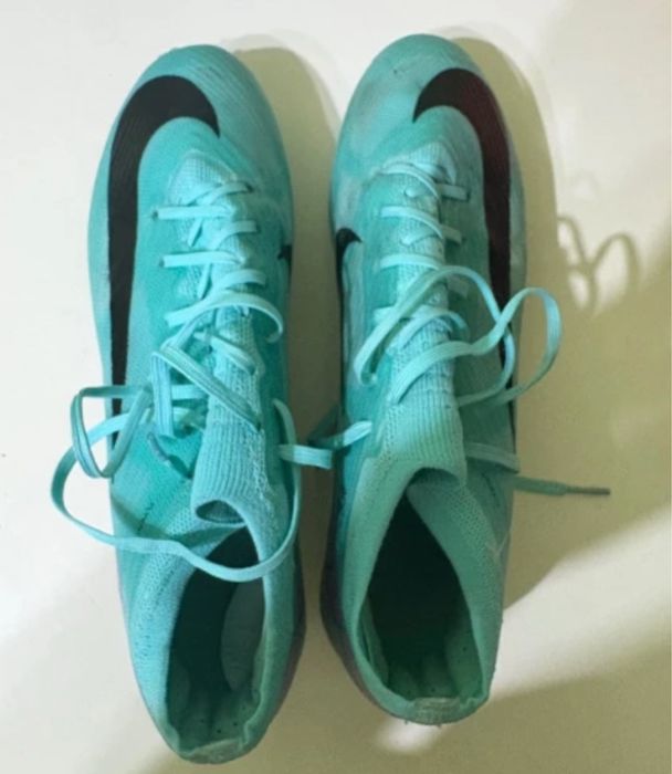 Мъжки професионални футболни бутонки-nike mercurial air zoom-42номер