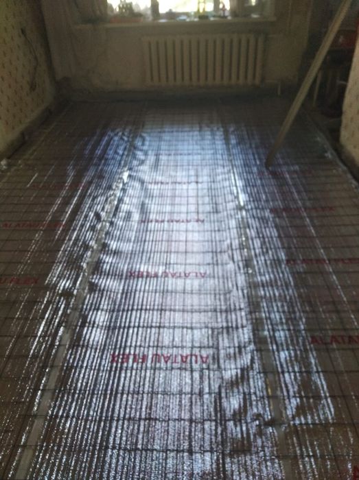 Стяжка пола по лазеру.