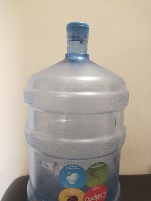 Продам пластмассовые бутылки