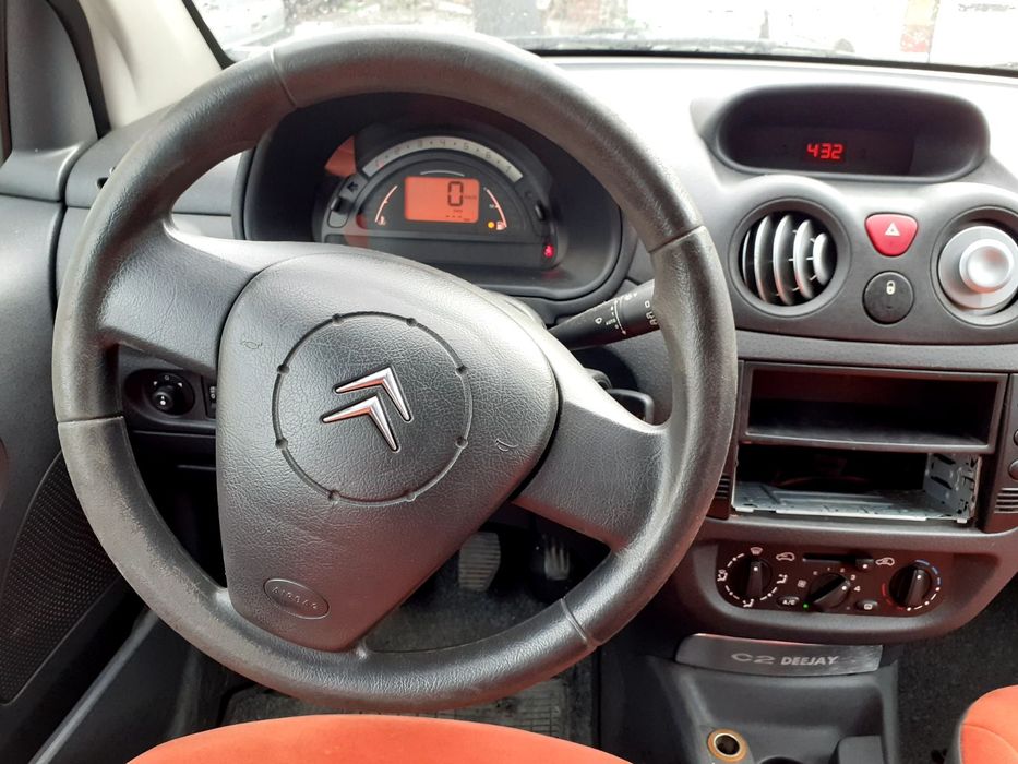 Citroen C2 1.1i 60к.с