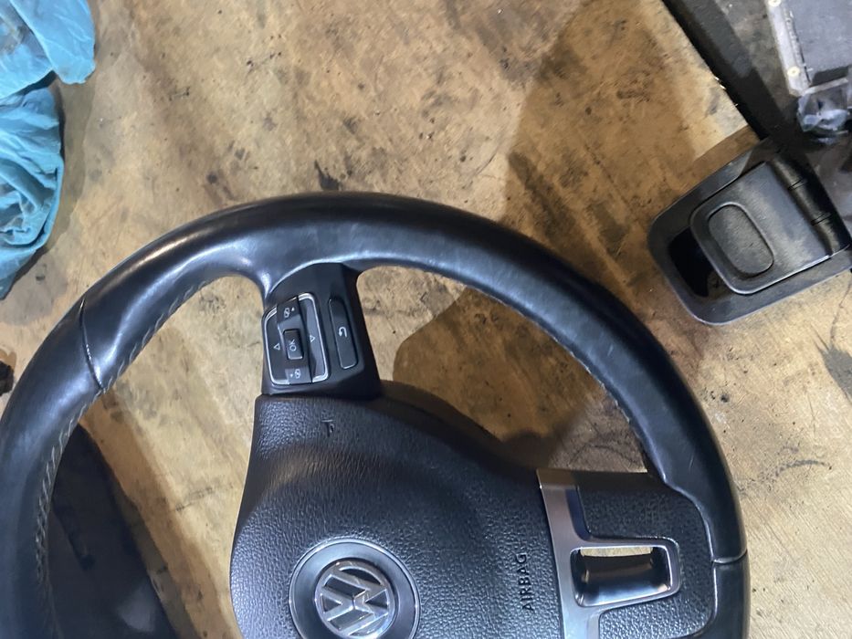 волан за фолксваген с пера