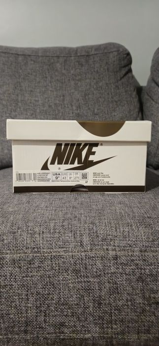 Jordan 1 Travis Scott Medium Olive