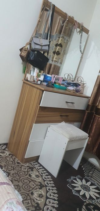 Mebel sotiladi kampilekt