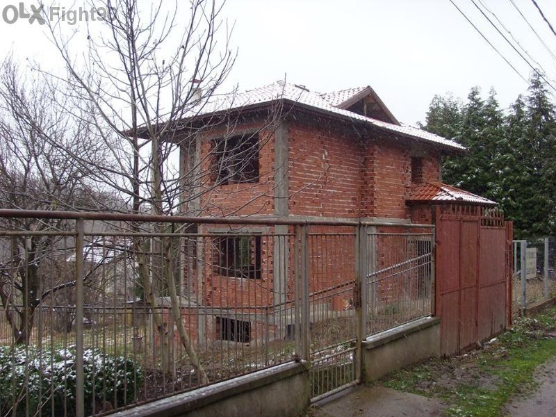 Вила в  с. Рударци на 12 км от София