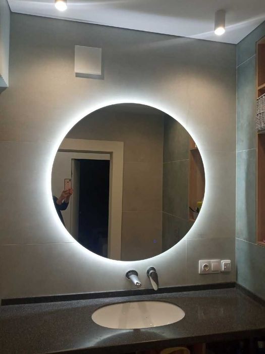 Зеркала с подсветкой