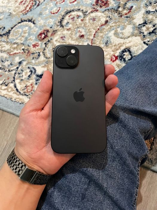 Айфон 15 256 гб.