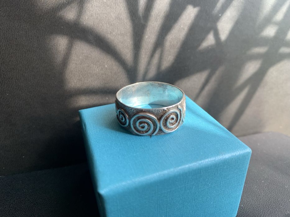 Кольцо серебрянное ручной работы