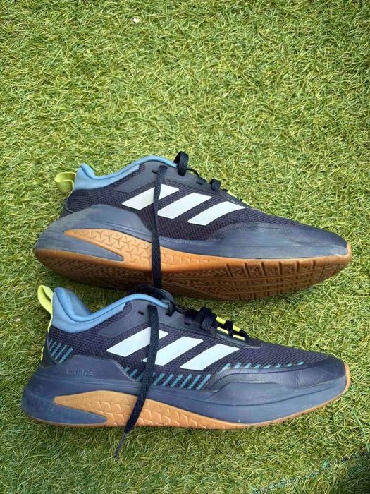 Обувки Adidas Trainer V