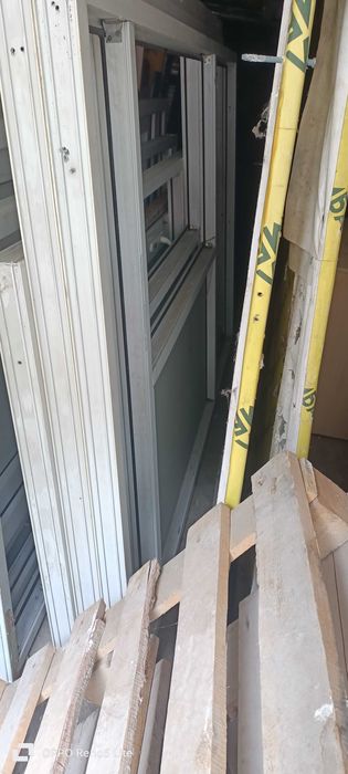 Продам бу двери окна мебель из паллета