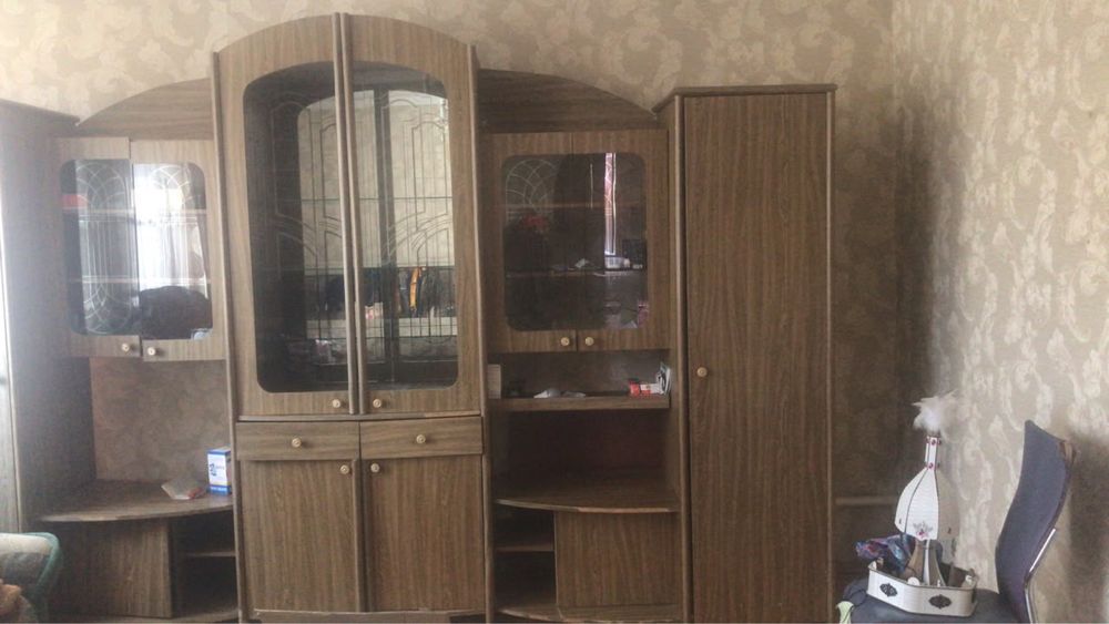 Продам стенку в хорошем состоянии