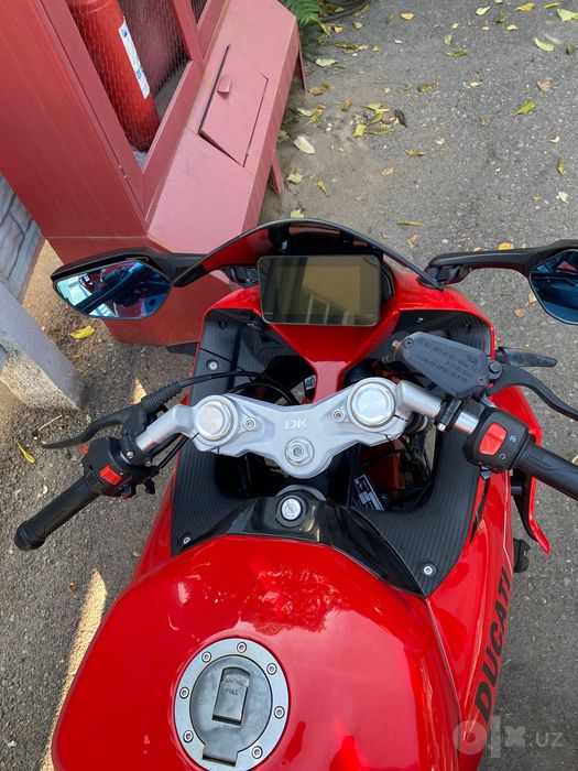 Ducatti Bikeland.