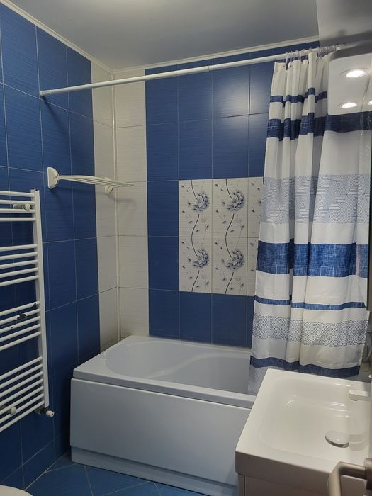 Apartament cu 2 camere decomandate in cartierul Compozitorilor