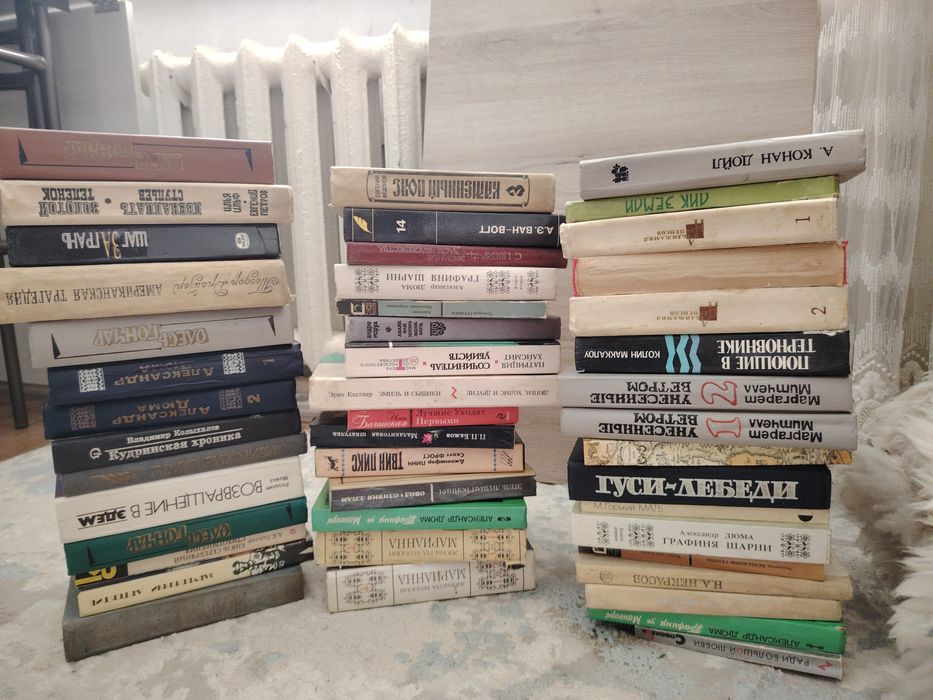 Продам книги 500тг