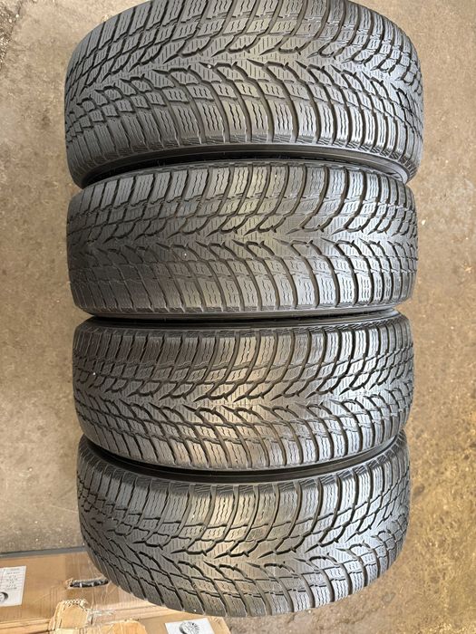 4x Anvelope iarna 205/60 R16 - Nokian Snowproof 1