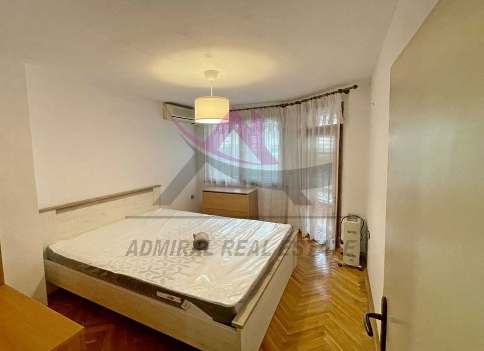 Дава се под наем Тристаен апартамент в Варна, Колхозен пазар - 75 кв.м за 665 € - Снимка #2