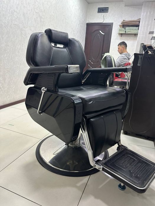Парикмахерская  кресло