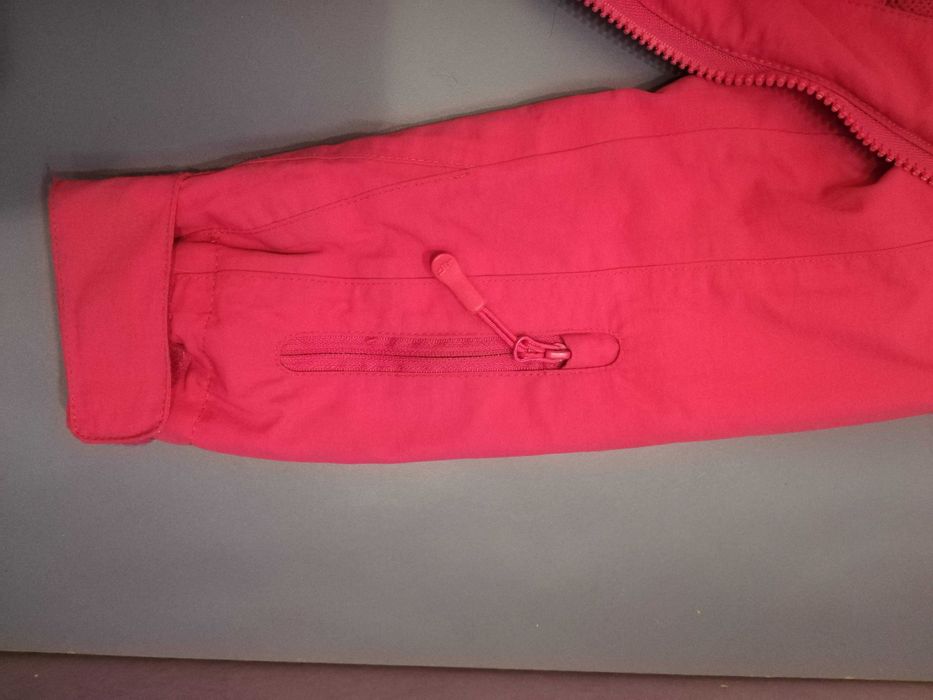 Продавам детско зимно/скиорско/яке + Подарък