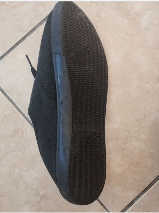 Дамски гуменки черни