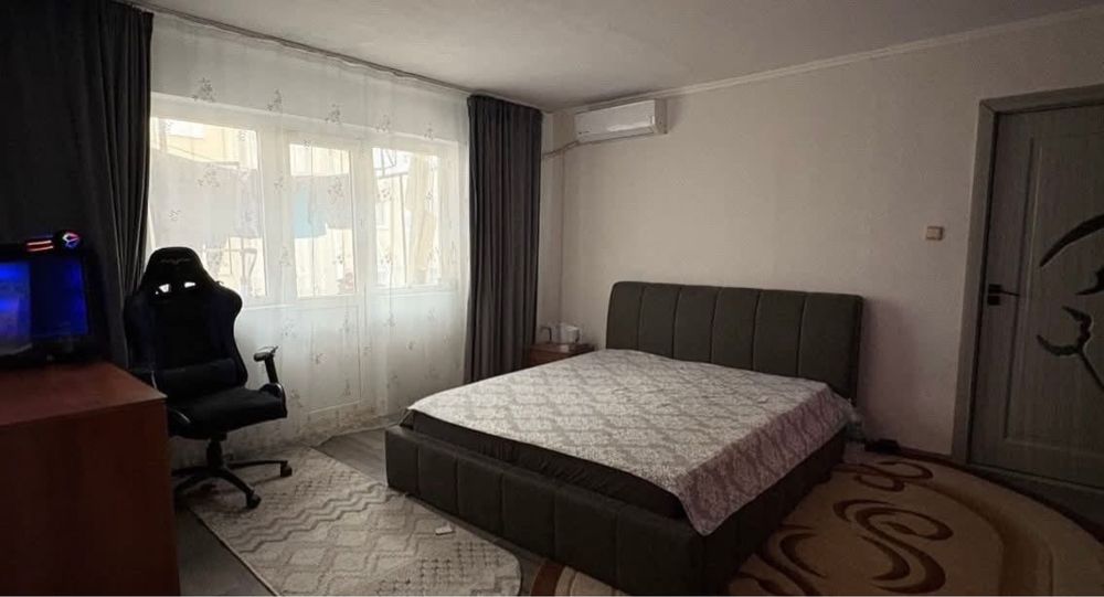 Apartament cu doua camere , zona Rogerius