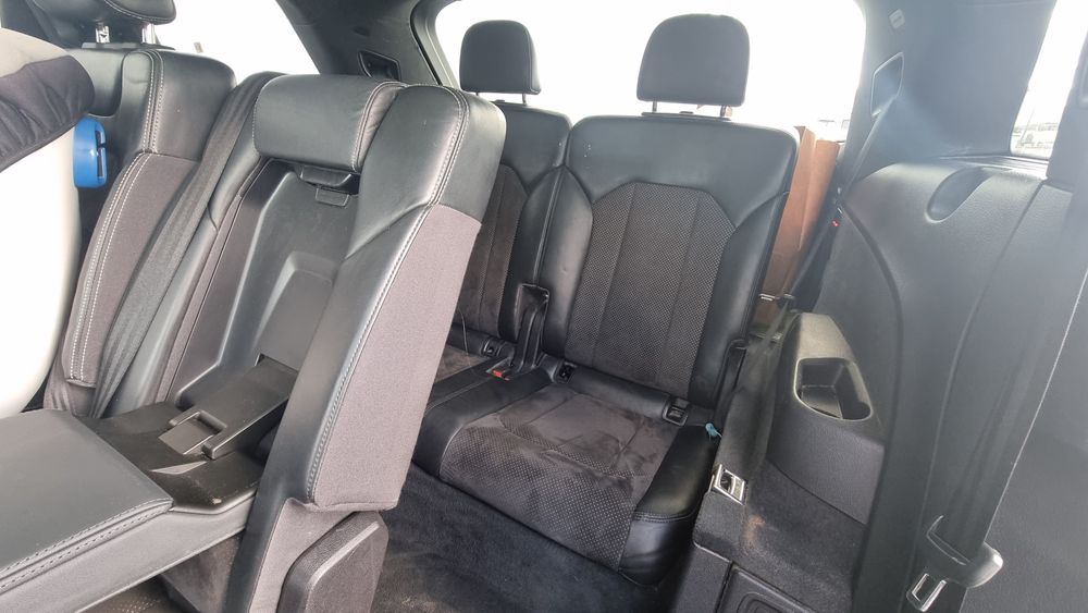 Audi Q7 3× S-Line • 3.0 TDI 272 CP • Quattro • Bose • Full LED • 7 loc