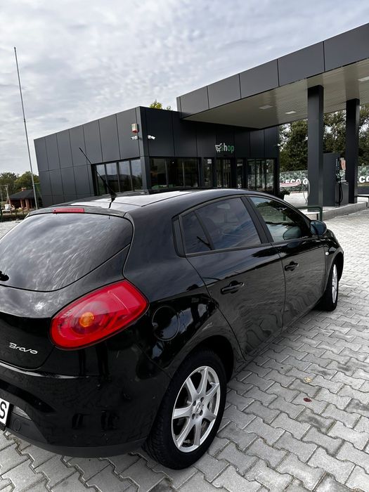 Vând Fiat bravo 1.4 benzina