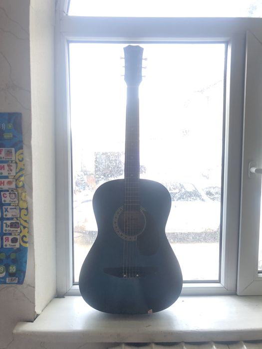 Классическая Гитара gixing СРОЧНО ПРОДАМ