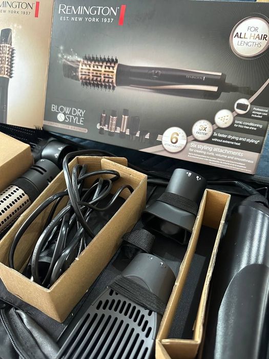 Фен-четка Remington с приставки – почти нова, в отлично състояние