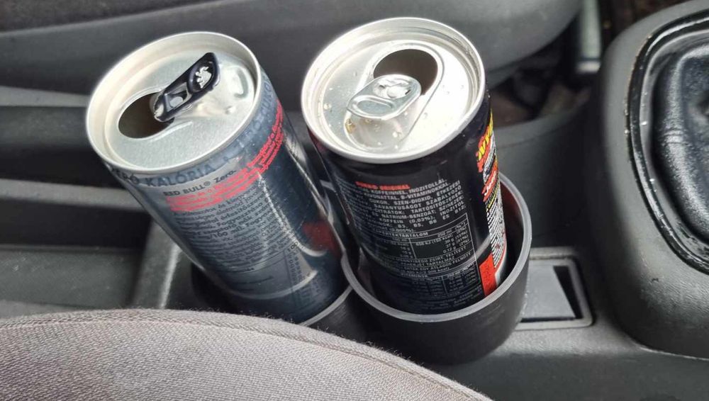 Audi A3 8L тунинг части, стойка за уред, решетки, къпхолдър